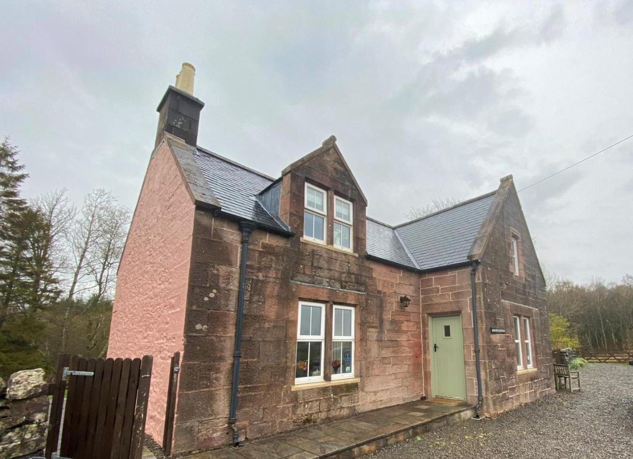 Ghillie'S Cottage Penpont Bagian luar foto
